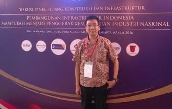 PEMBANGUNAN INFRASTRUKTUR DAN ANCAMAN KRIMINALISASI SEKTOR JASA KONSTRUKSI