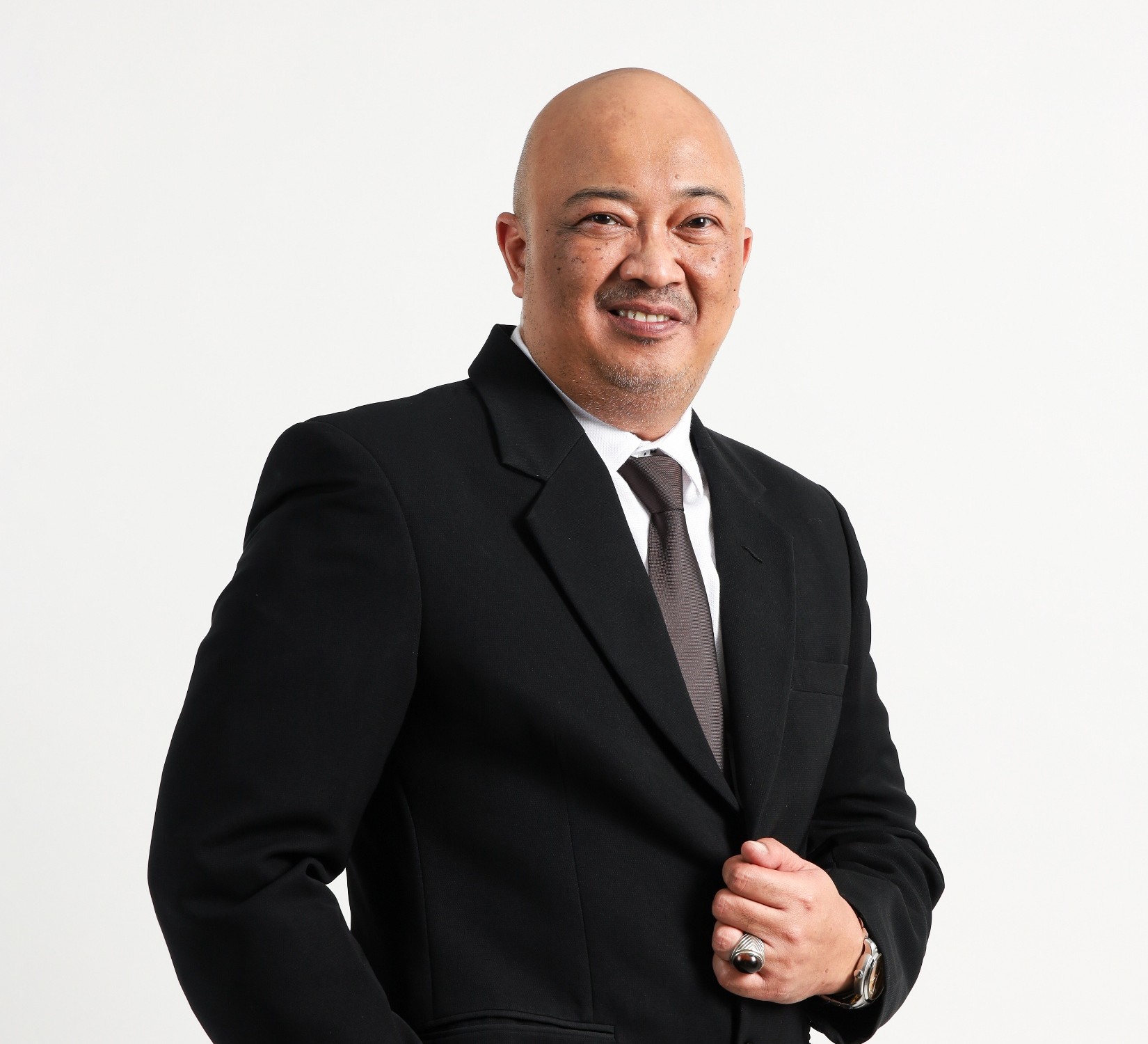 BINUS Bambang Pratama