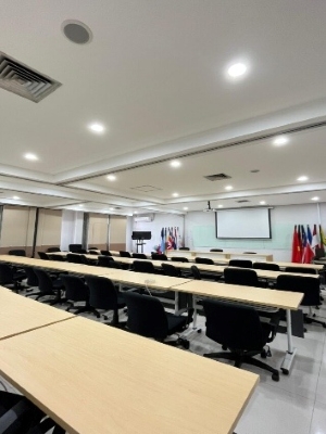 BINUS INTERNATIONAL ROOM COURT