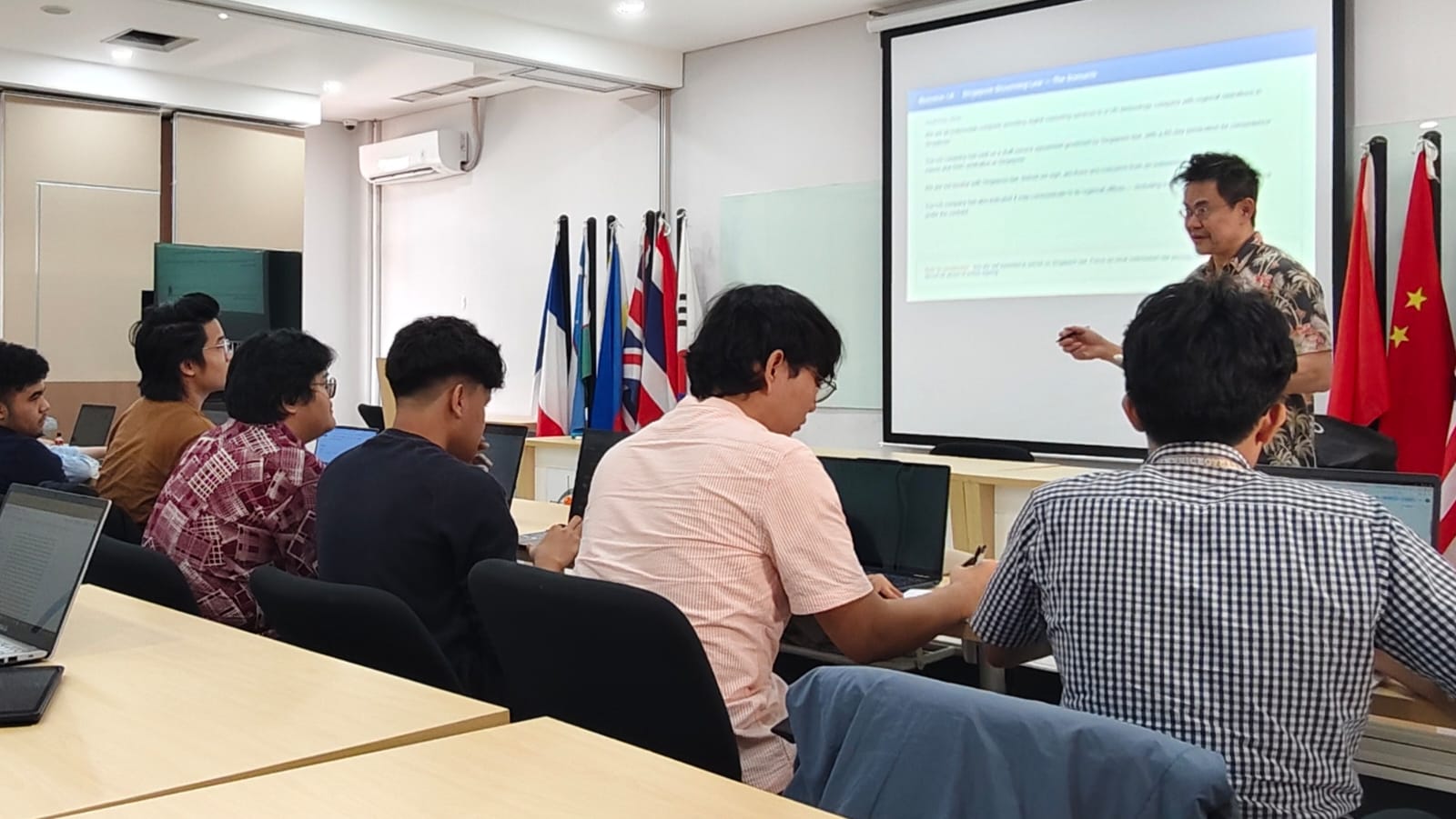 KIN WAH CHOW PROVIDES INTERNATIONAL LAWYERING TRAINING FOR BUSINESS LAW STUDENTS