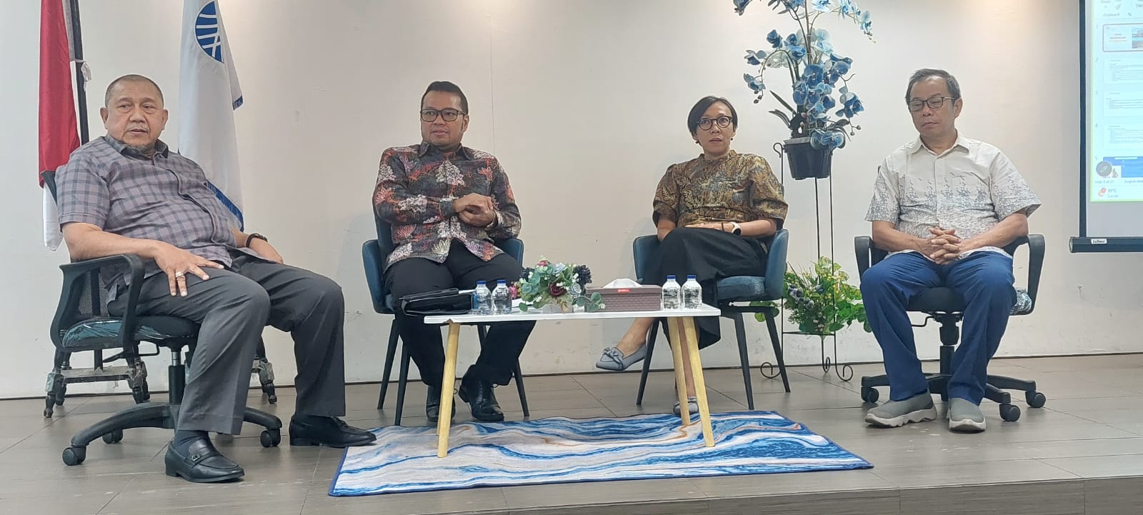 FGD KURIKULUM DENGAN DPC PERADI JAKARTA BARAT